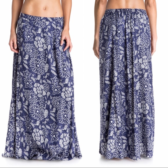 Roxy Dresses & Skirts - 🔥Roxy Juniors Bring Me Back Smocked Woven Skirt NWT